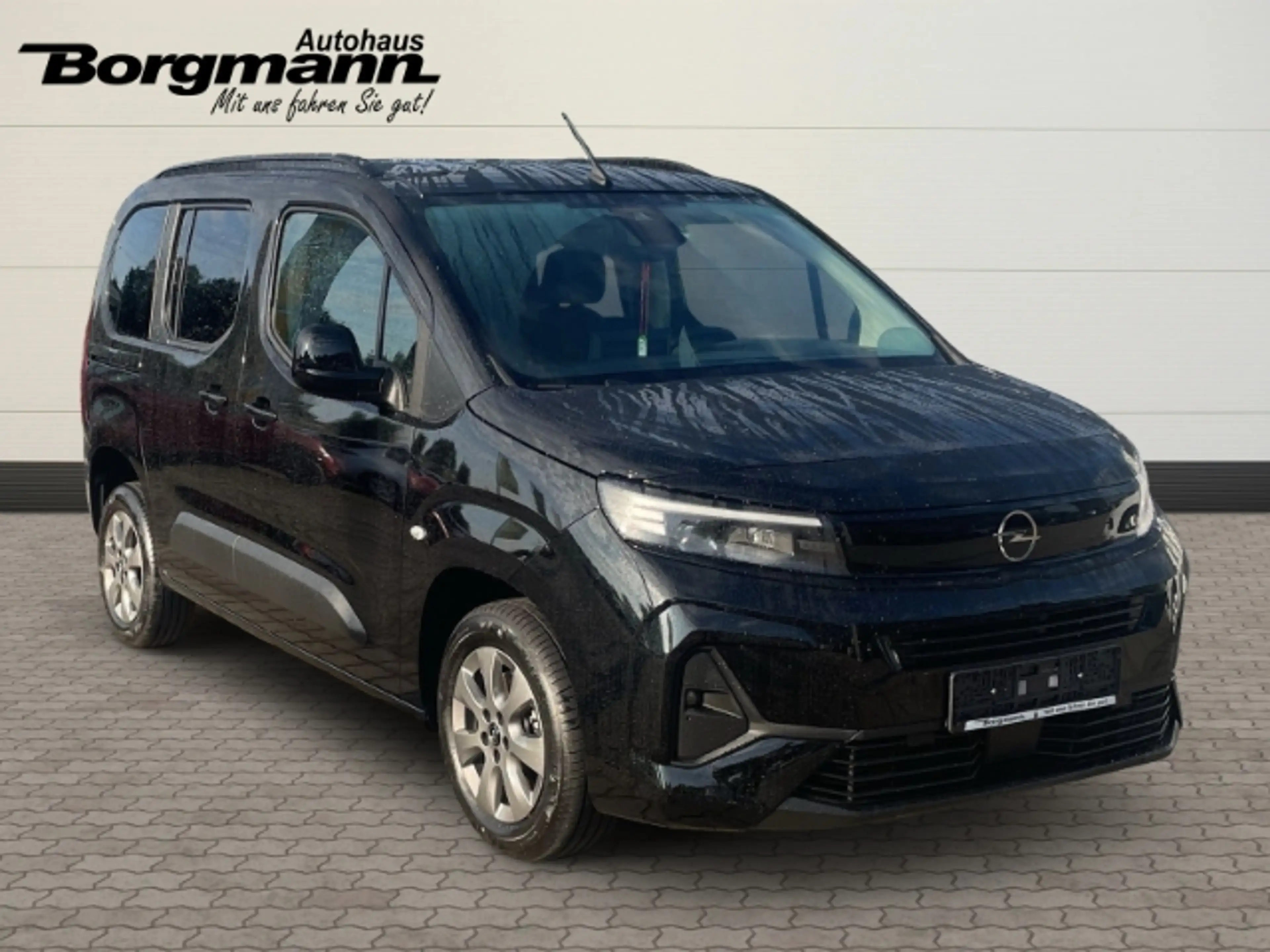 Opel Combo Life Edition 1.5 Rückfahrkamera - Apple CarPlay - Lenkr — photo 3