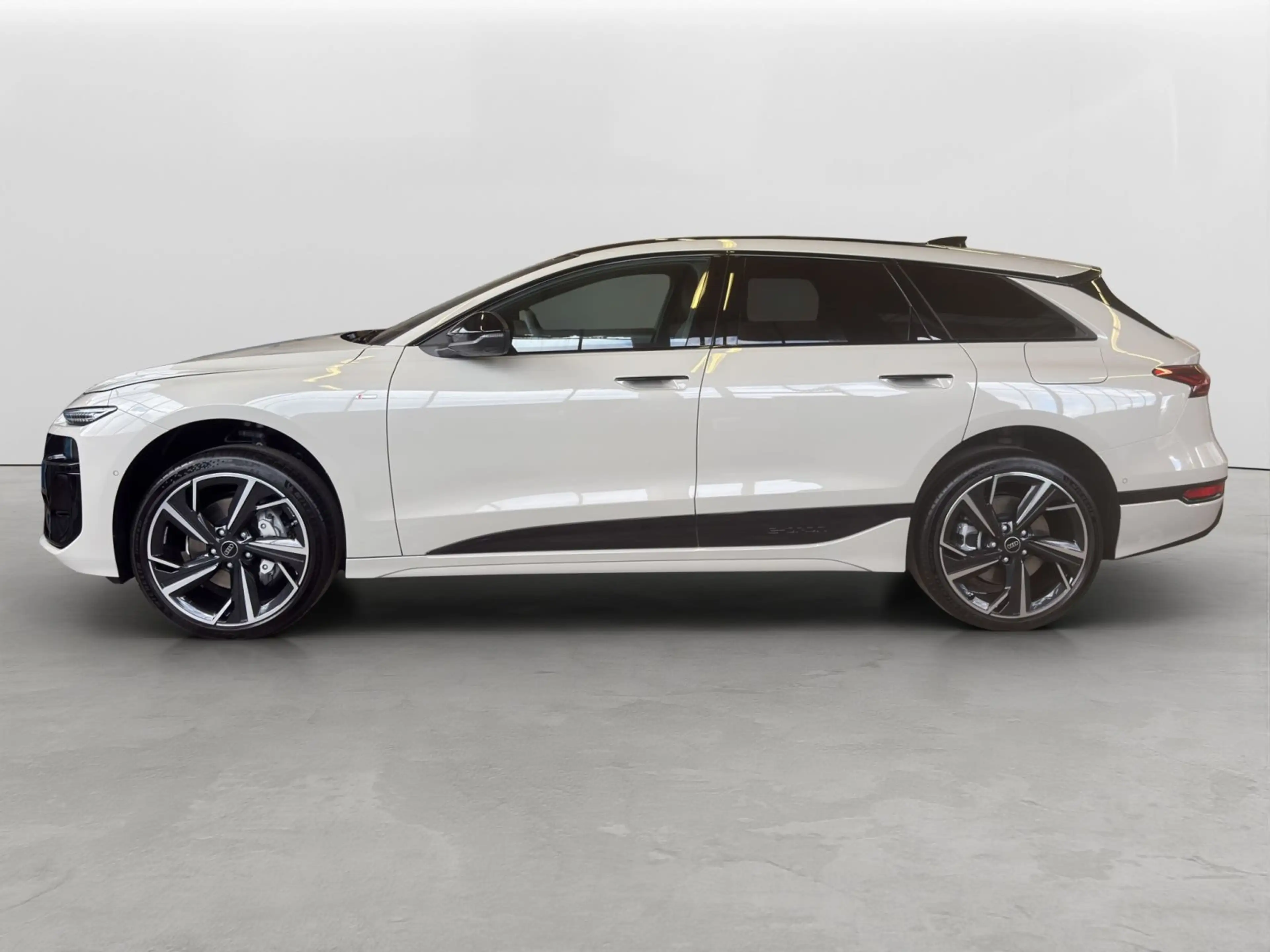 Audi A6 S line business e-tron performance TECH — photo 3