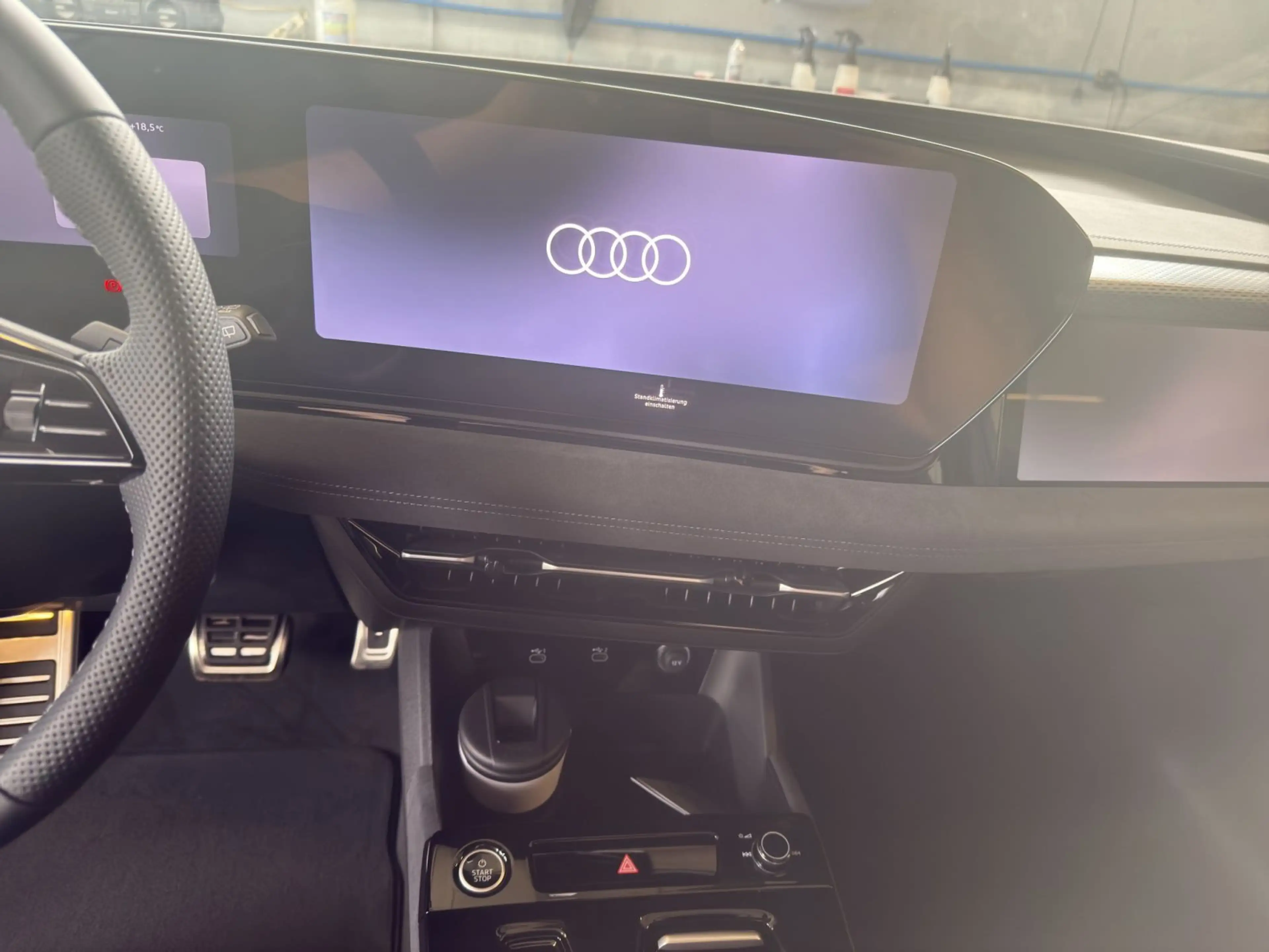 Audi A6 S line business e-tron performance TECH — photo 13