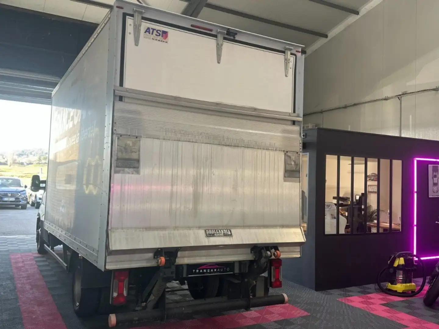 Iveco Daily CHASSIS CABINE 35 C 15 150 ch ~ Caisse ~ Hayon arr bijela - 2
