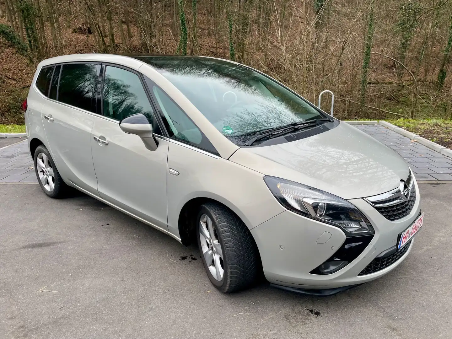 Opel Zafira C Tourer Innovation | CNG ERDGAS | 7 SITZ Beige - 1
