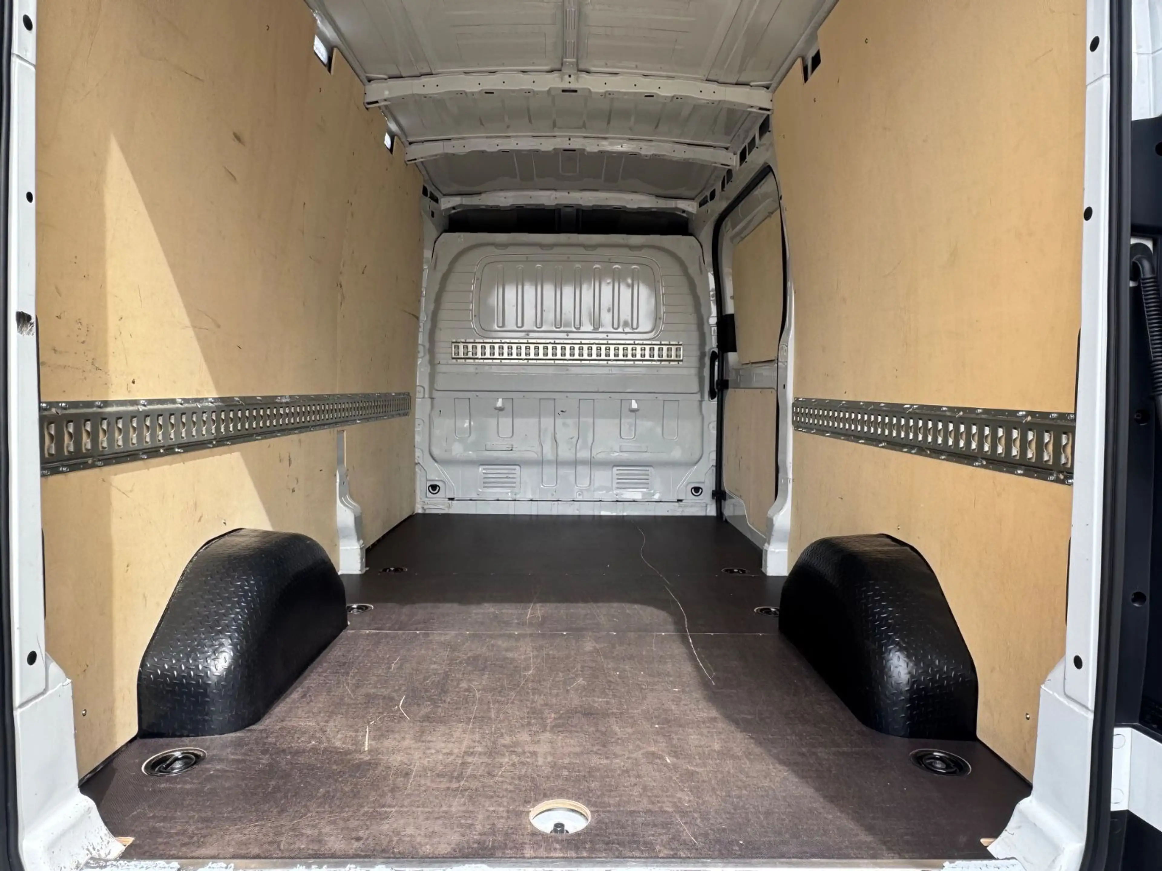 Maxus Deliver 9 DELIVER 9 KASTEN L3H2/KAMERA/TEMPO/TÜV NEU — photo 10