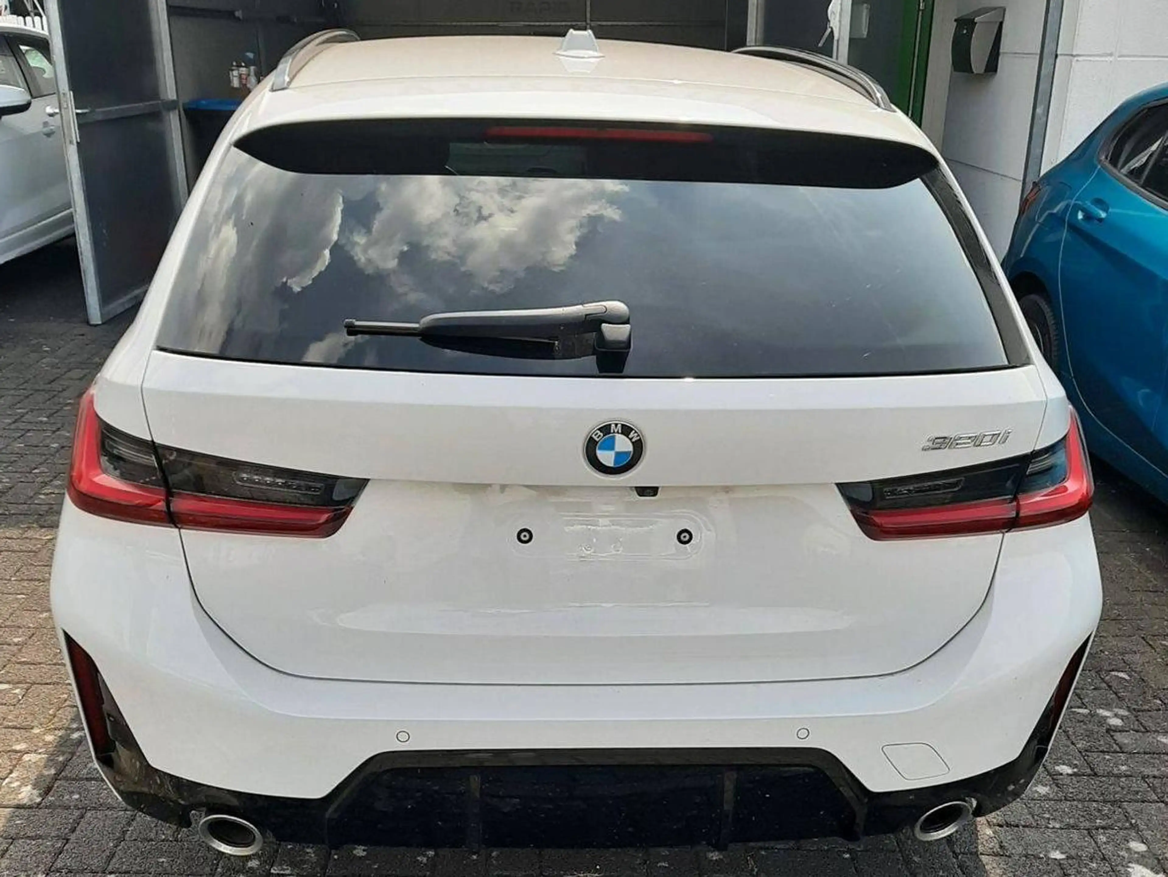 BMW 320 i 320i Kombi M Sport Led — photo 2