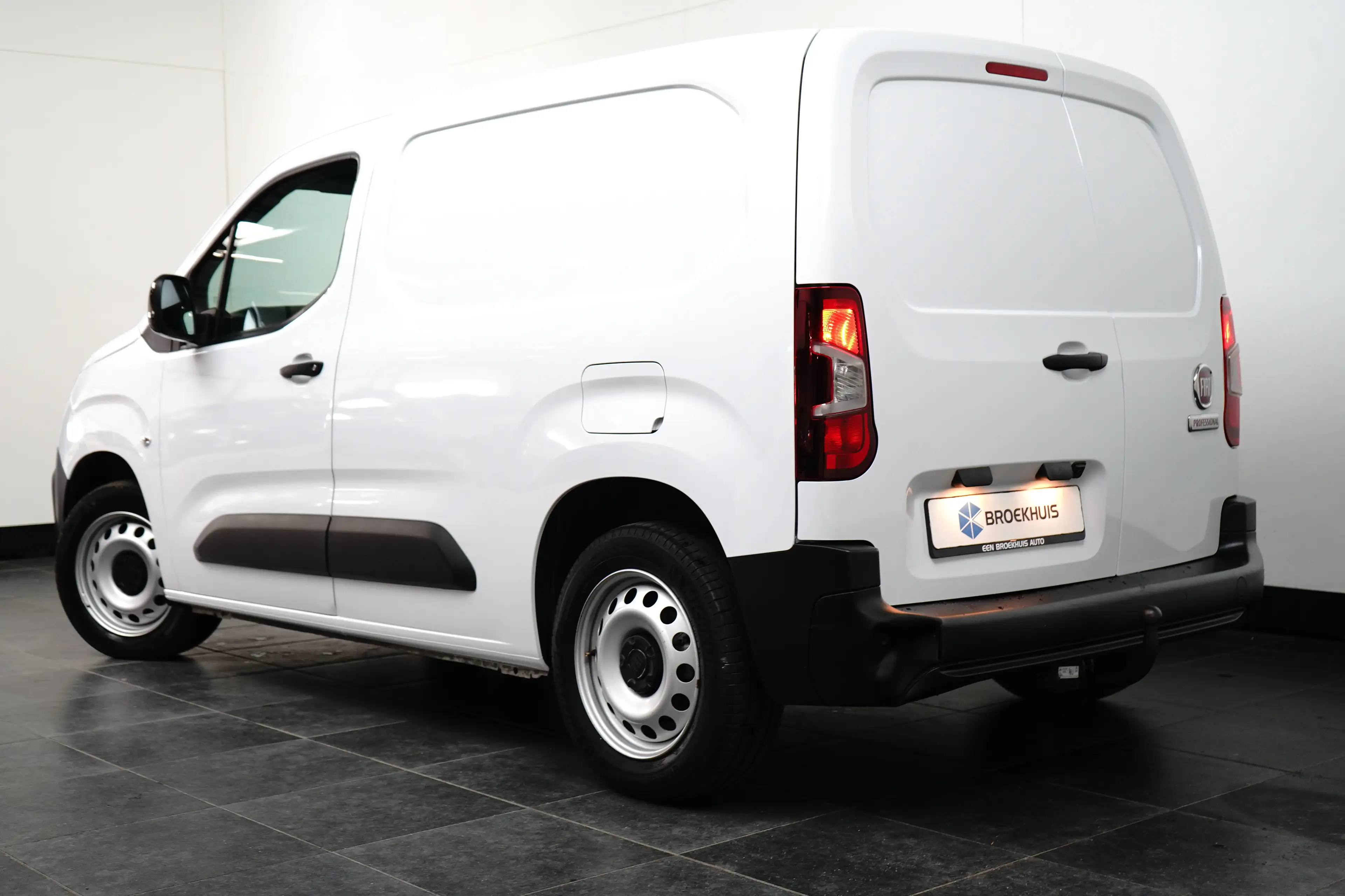 Fiat Doblo 1.5 BlueHDi 130 EAT8 S&S L1 NAVI | CAMERA | CRUISE — photo 2