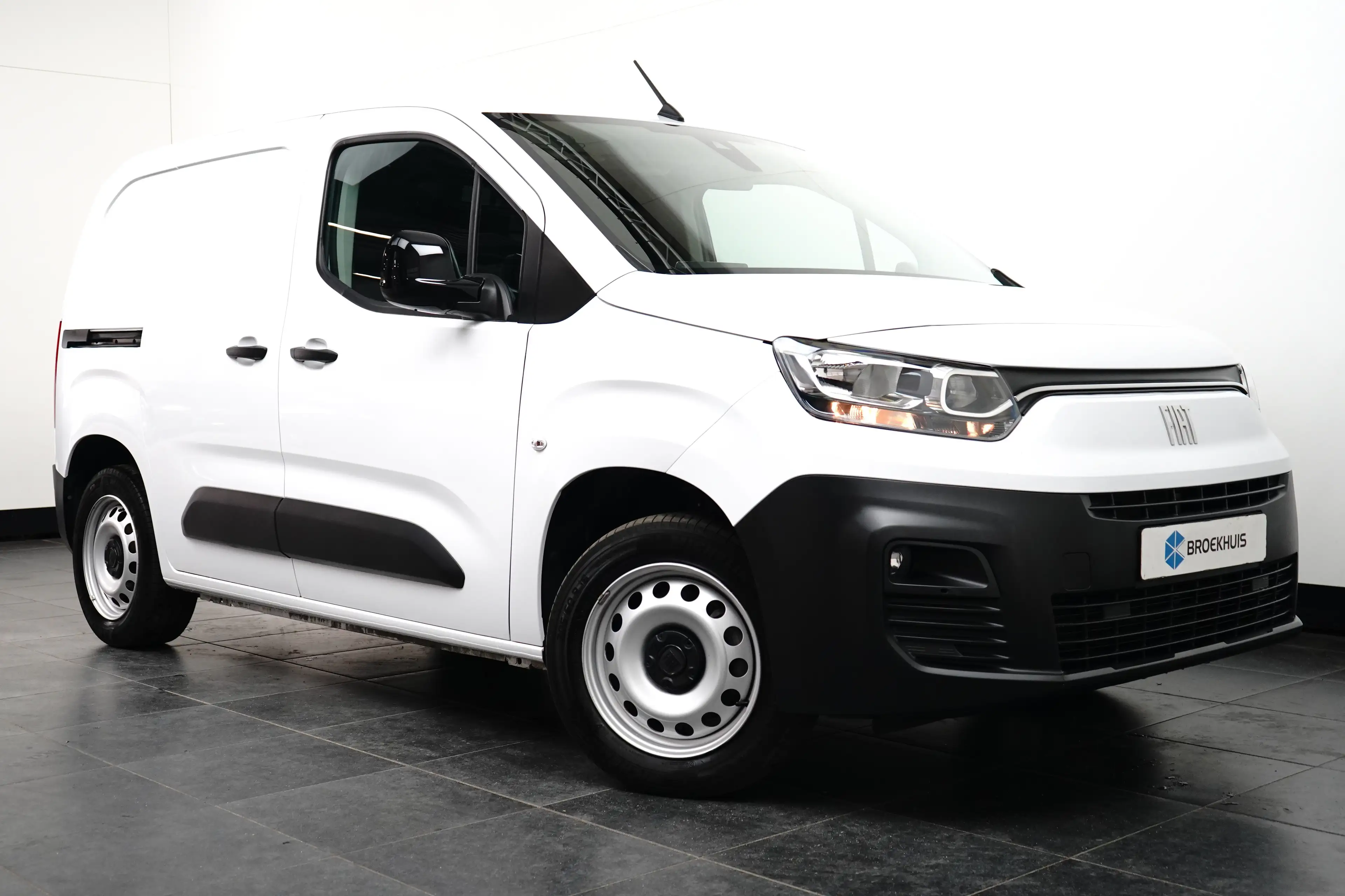 Fiat Doblo 1.5 BlueHDi 130 EAT8 S&S L1 NAVI | CAMERA | CRUISE — photo 3
