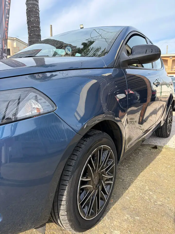Lancia Ypsilon 2022