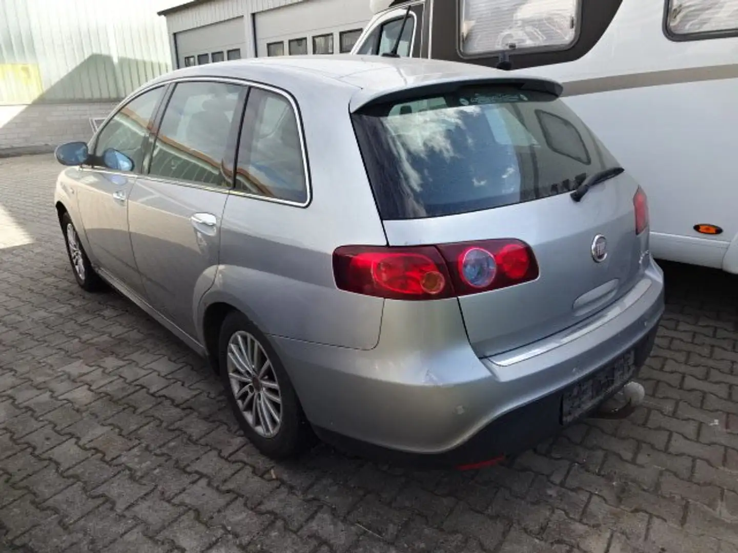 Fiat Croma Croma Diesel 1.9 Multijet Emotion, Getriebeschaden Silver - 1