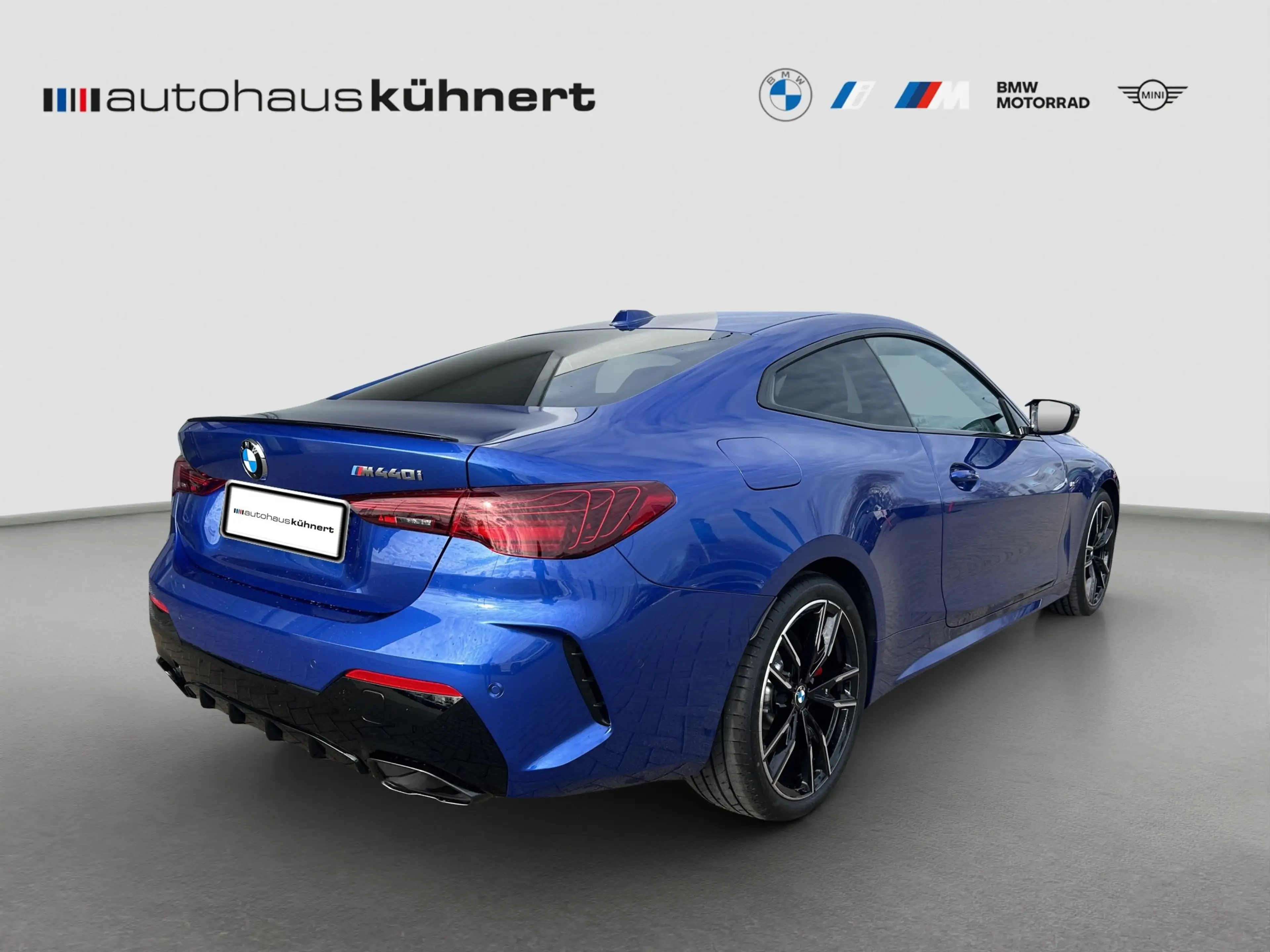 BMW M4 i xDrive Coupé M-Sport PRO UPE: 92.920 EUR — photo 7