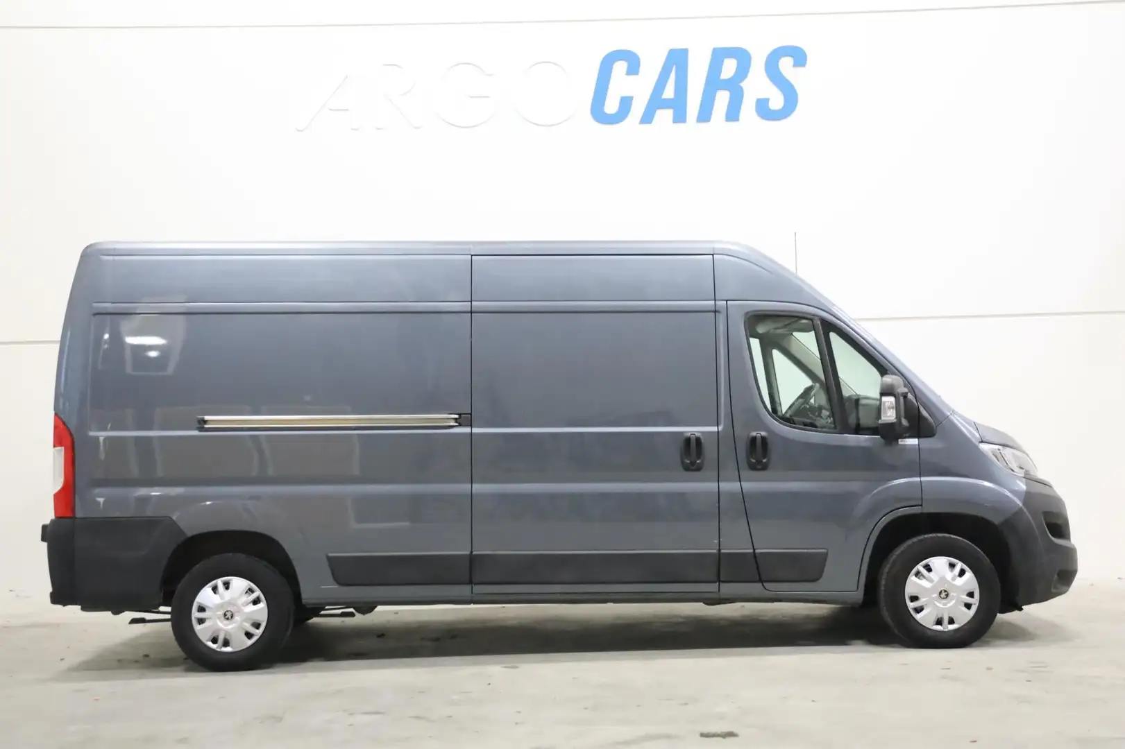 Peugeot Boxer 2.0 BlueHDI L3/H2 CAMERA NAVI AIRCO TREKHAAK GRIJS Grijs - 2