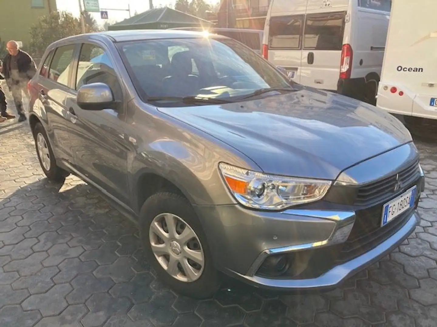 Mitsubishi ASX ASX I 2017 1.6 INVITE 2wd Gris - 2