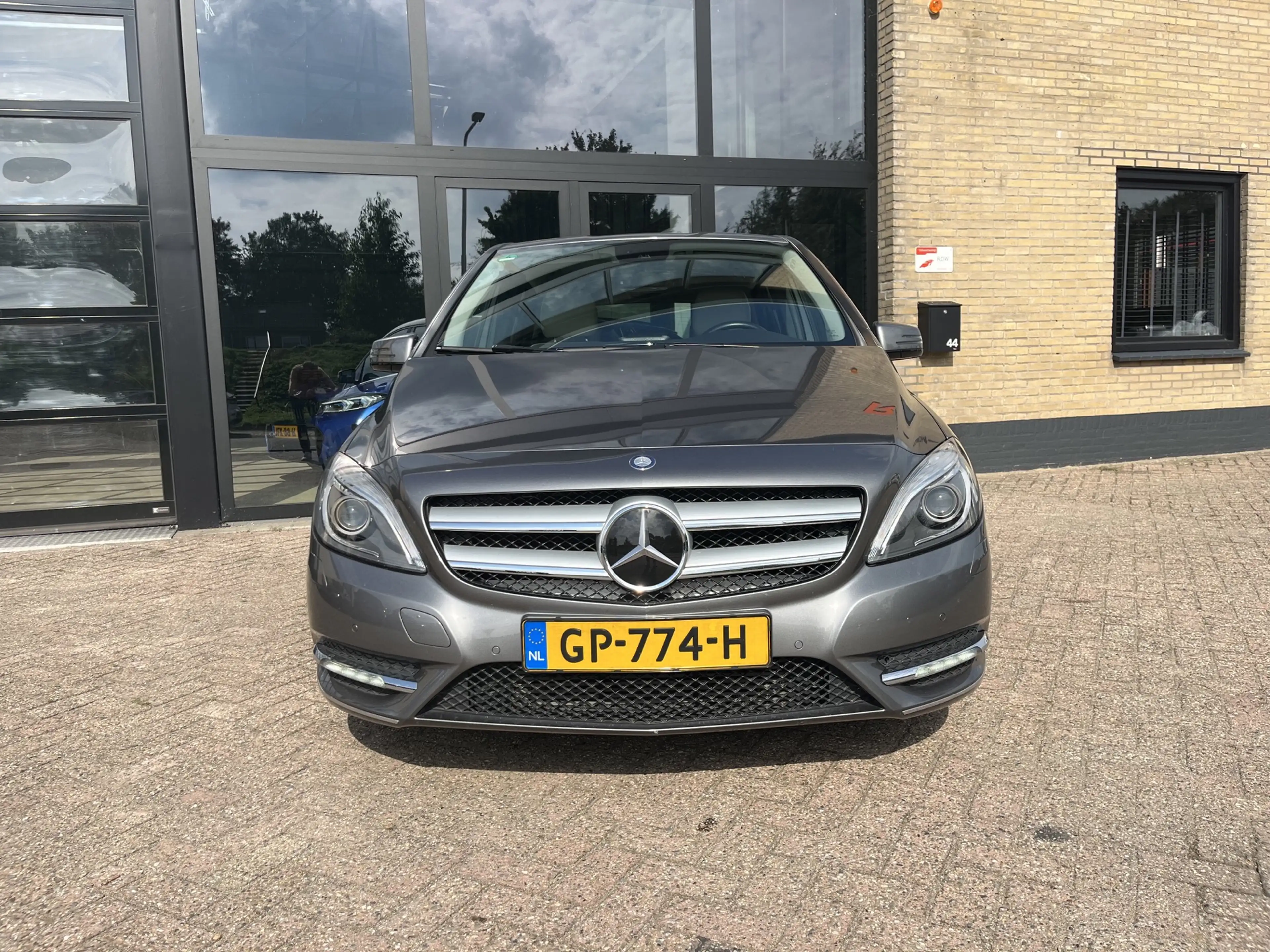 Mercedes-Benz B 180 Prestige, Dealer onderhouden — photo 2