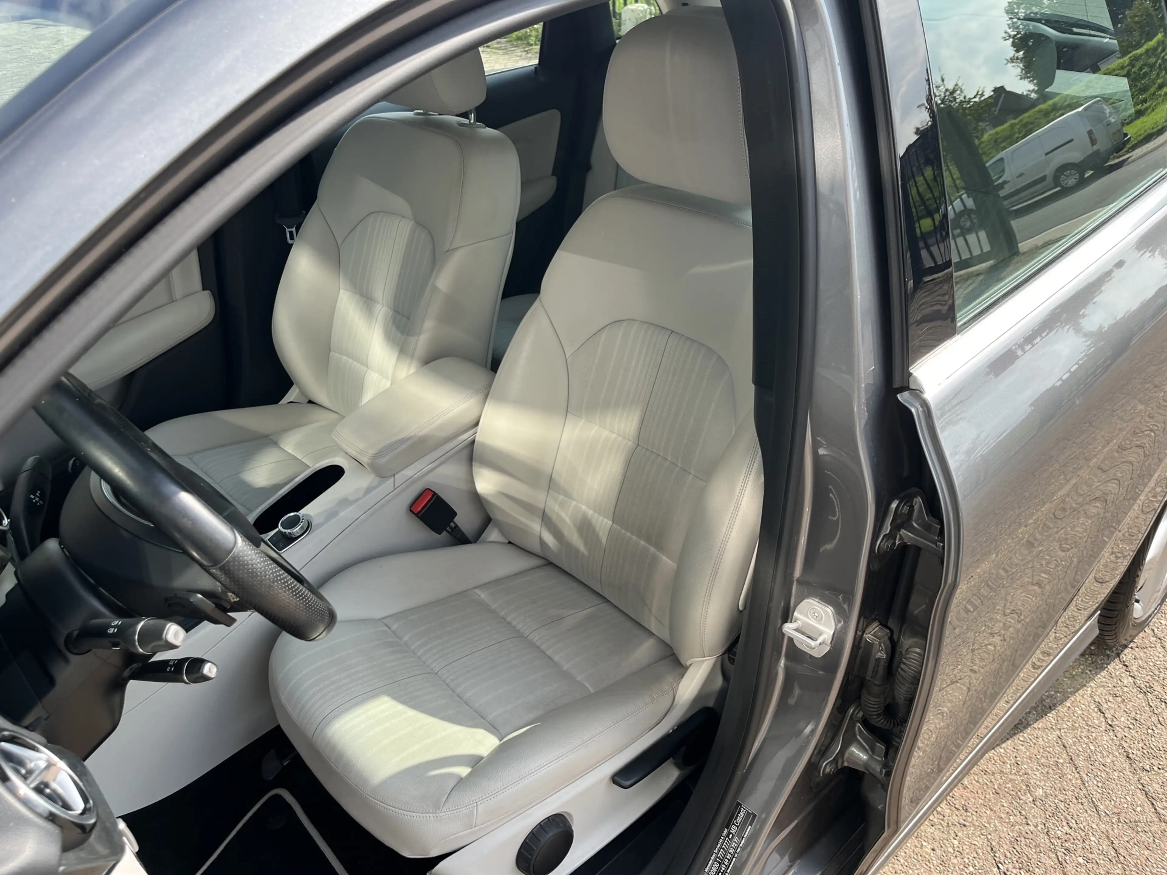 Mercedes-Benz B 180 Prestige, Dealer onderhouden — photo 13