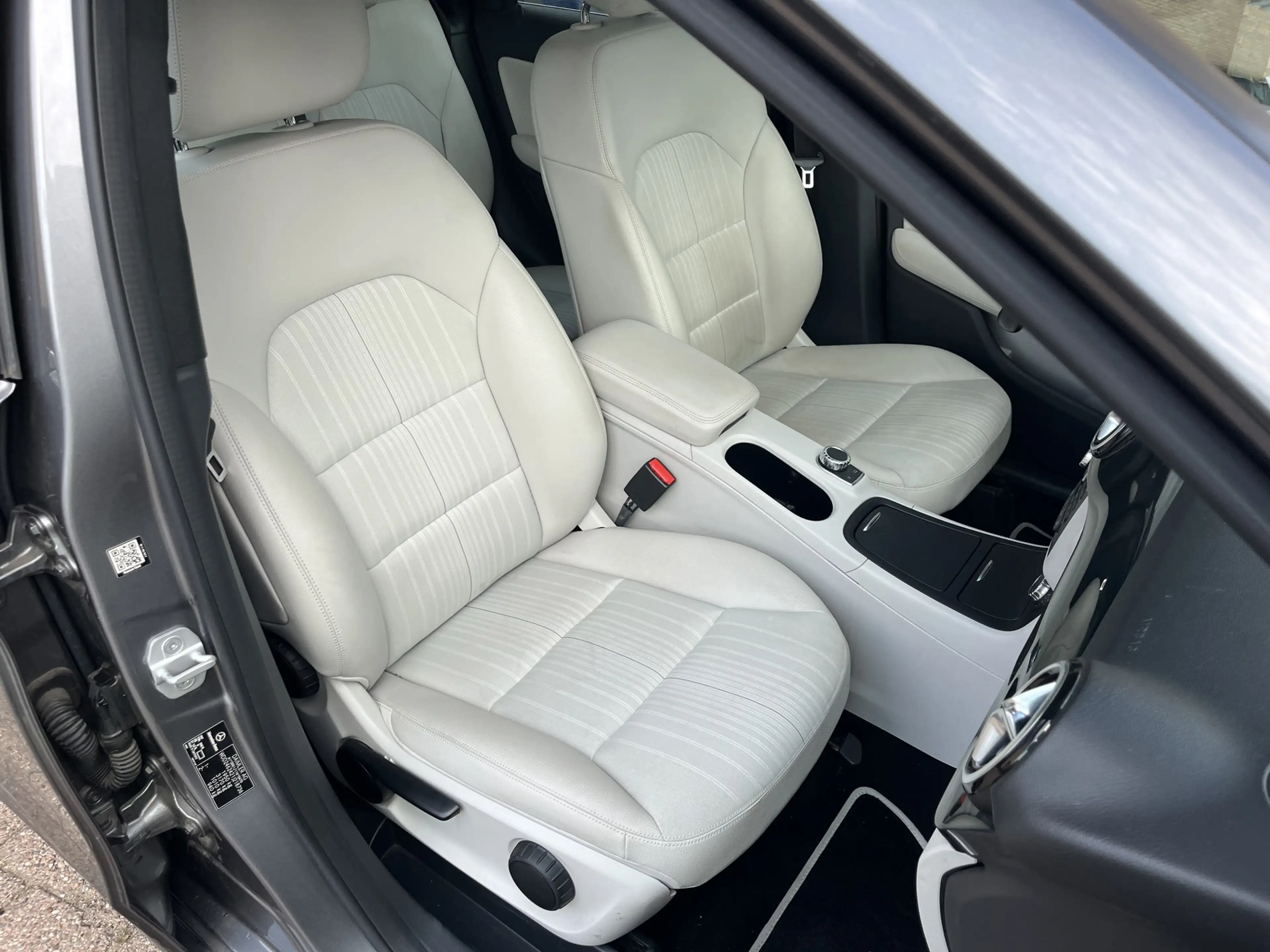 Mercedes-Benz B 180 Prestige, Dealer onderhouden — photo 14