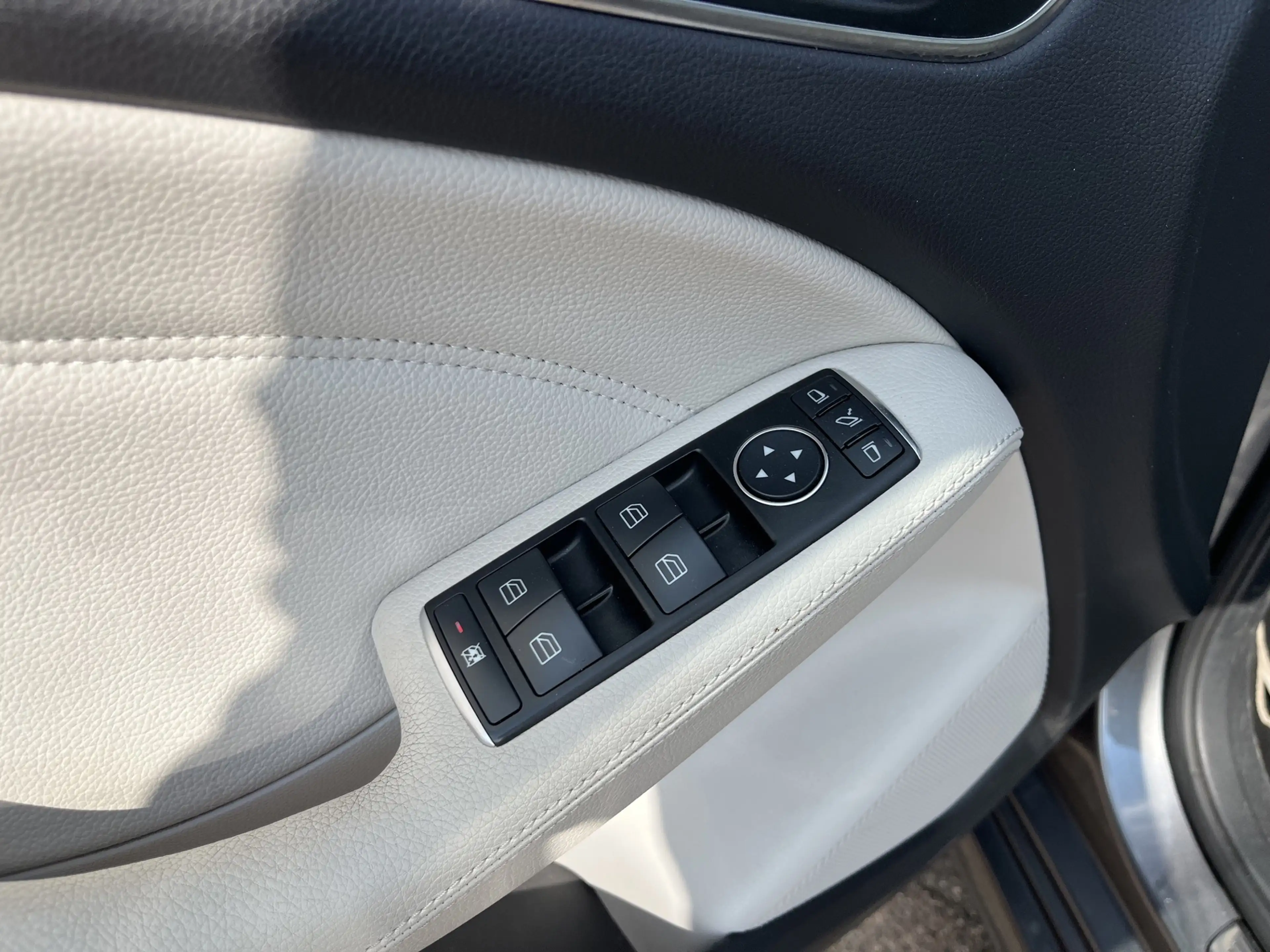 Mercedes-Benz B 180 Prestige, Dealer onderhouden — photo 23