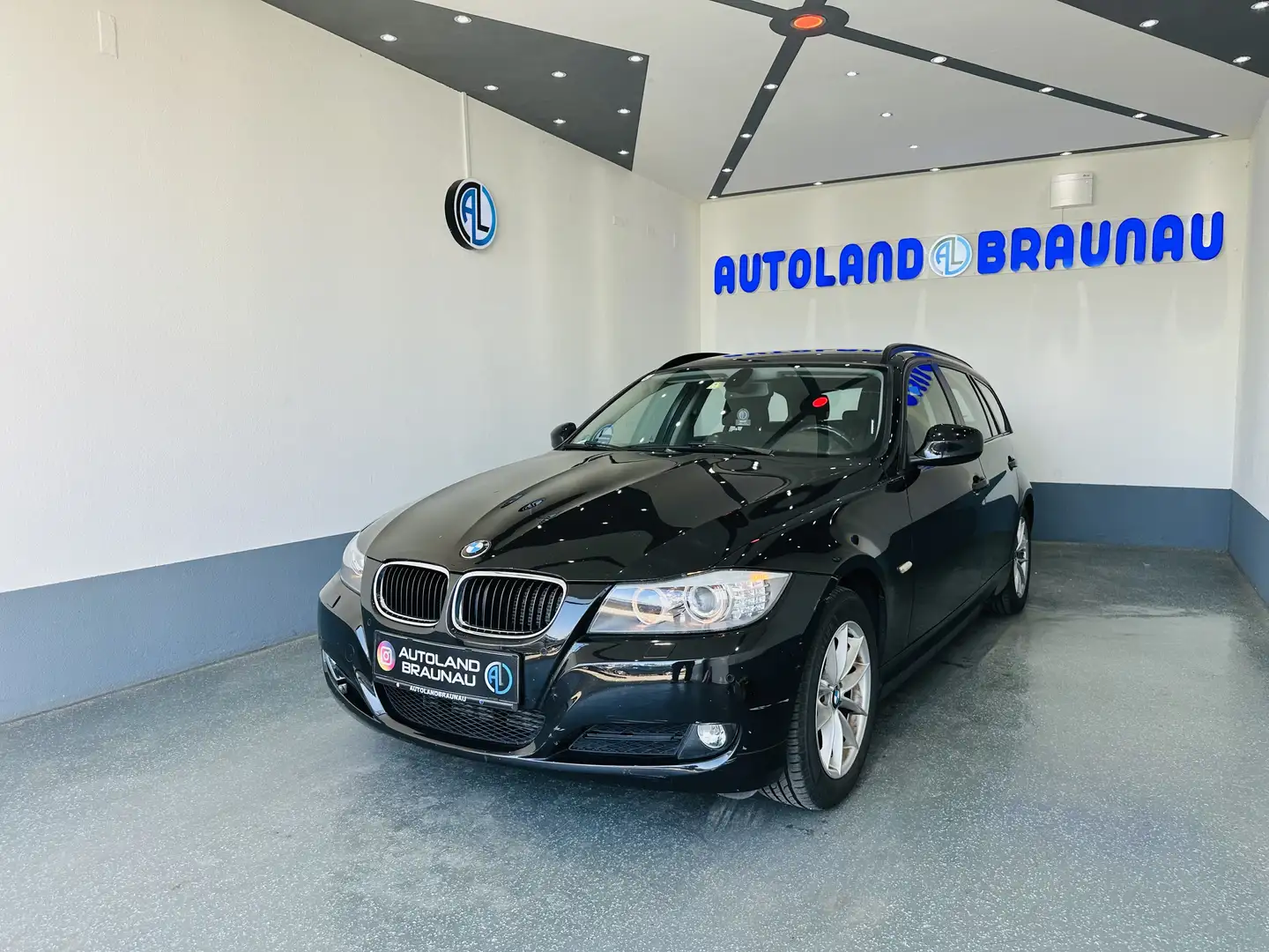 BMW 316 316d Touring Österreich-Paket - 1