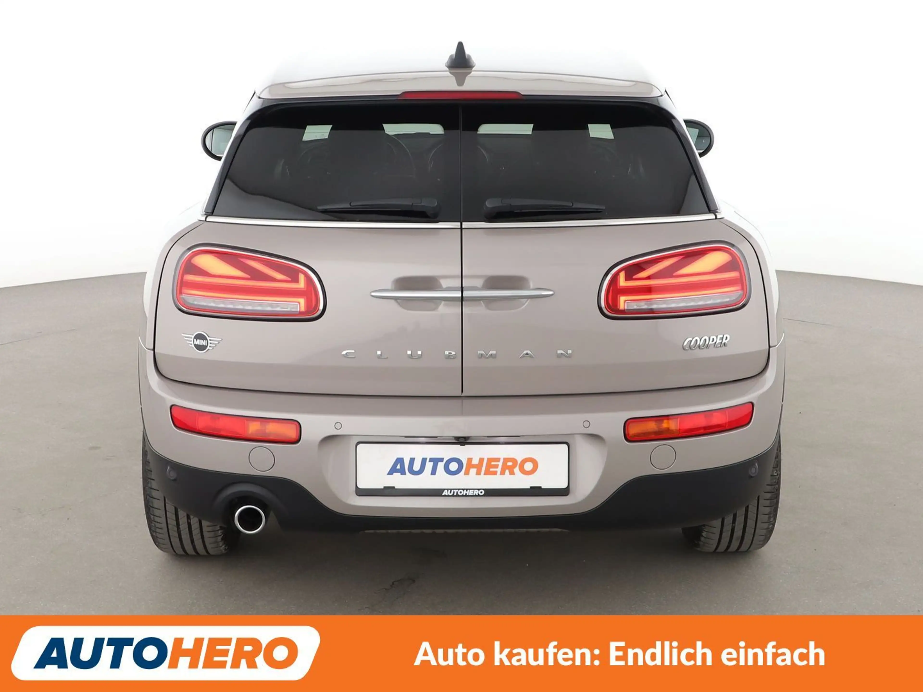 MINI Cooper Clubman Cooper Classic Trim Aut.*NAVI*TEMPO*PDC*SHZ* — photo 5