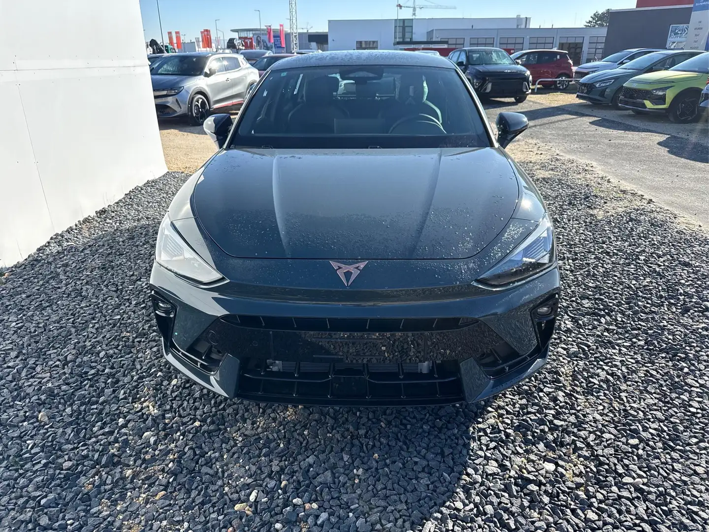 CUPRA Leon 1.5 eTSI DSG ACC SHZ KEYLESS 1.5 eTSI DSG 110kW... Blau - 2