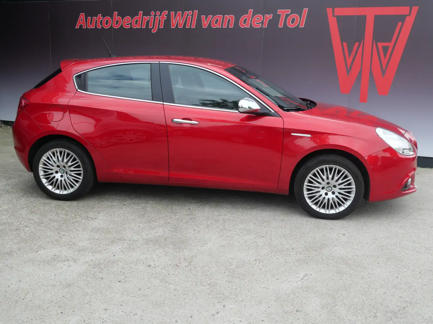 Alfa Romeo Giulietta 1.4 T Exclusive 2e EIG | NL-AUTO | ROSSO COMPETIZI Czerwony - 1