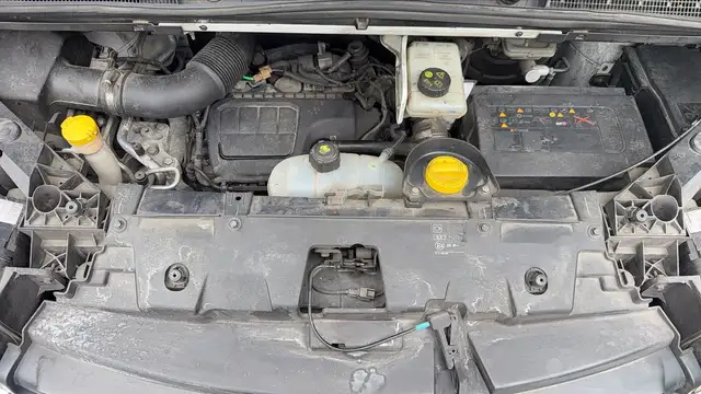 Renault Trafic view 15