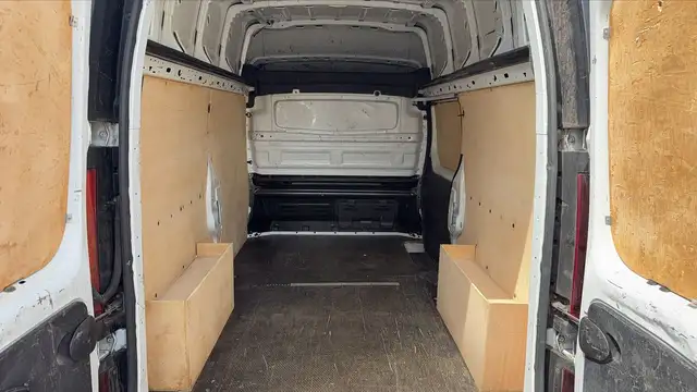 Renault Trafic view 14
