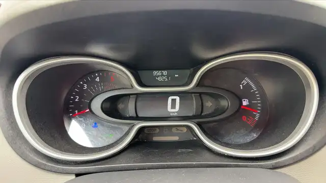 Renault Trafic view 12