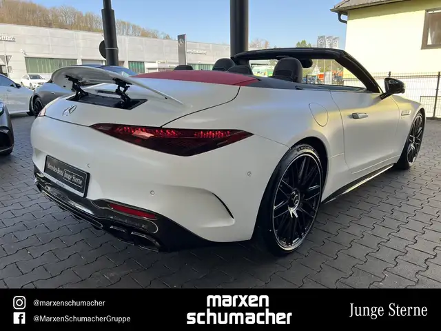 Mercedes-Benz SL view 11