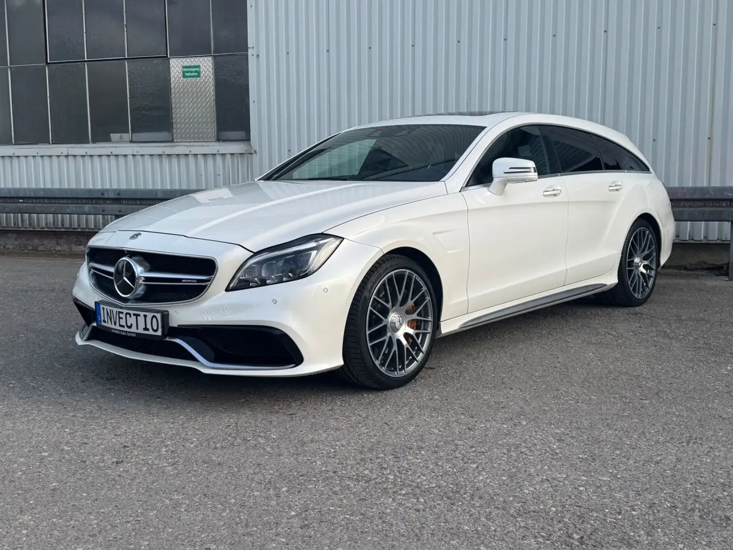 Mercedes-Benz CLS 63 AMG CLS 63 S AMG Shooting Brake Ceramic 4 Matic Weiß - 1