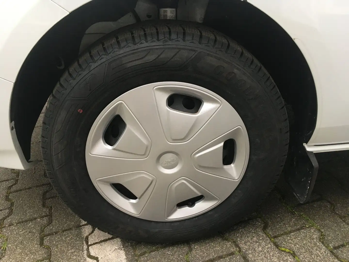 Ford Transit Custom Kasten 320 L2H1 Trend Weiß - 2