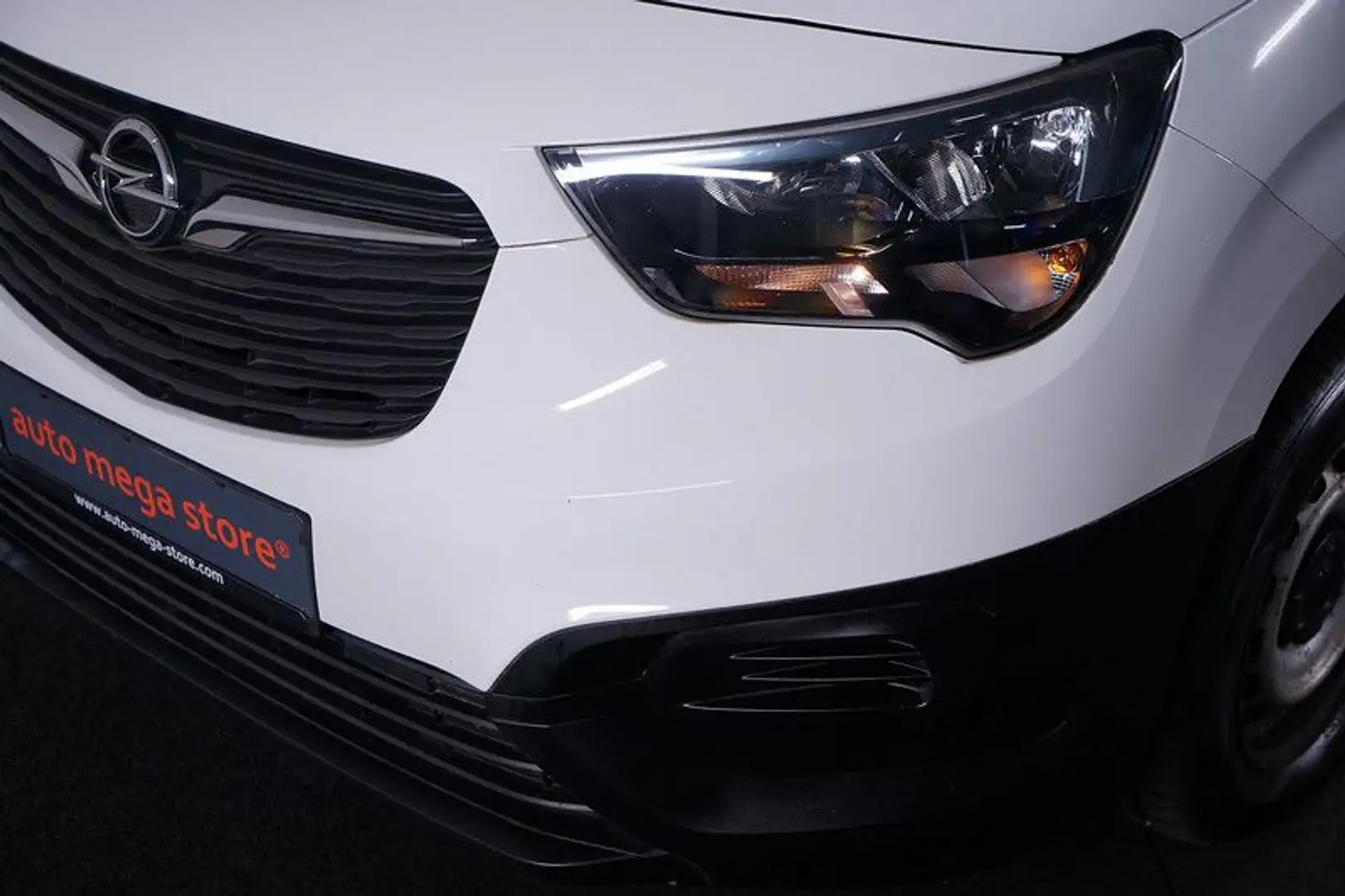 Opel Combo 1.5D Edition*Klima*Tempomat*Bluetooth* Bílá - 2