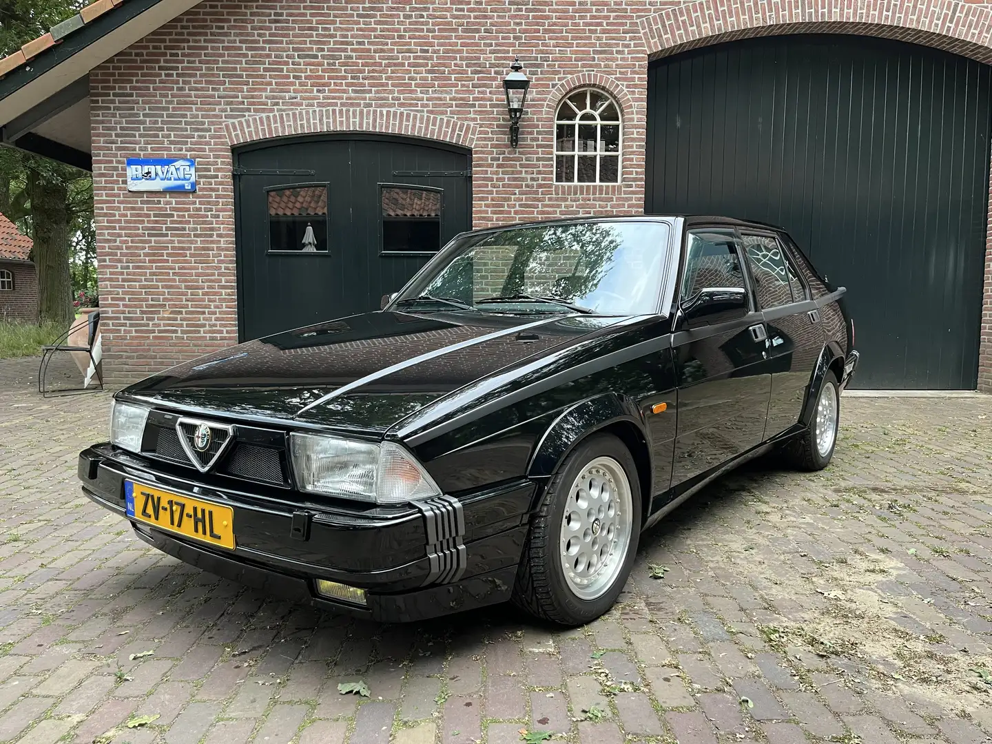 Alfa Romeo 75 3.0 V6 QV - 1
