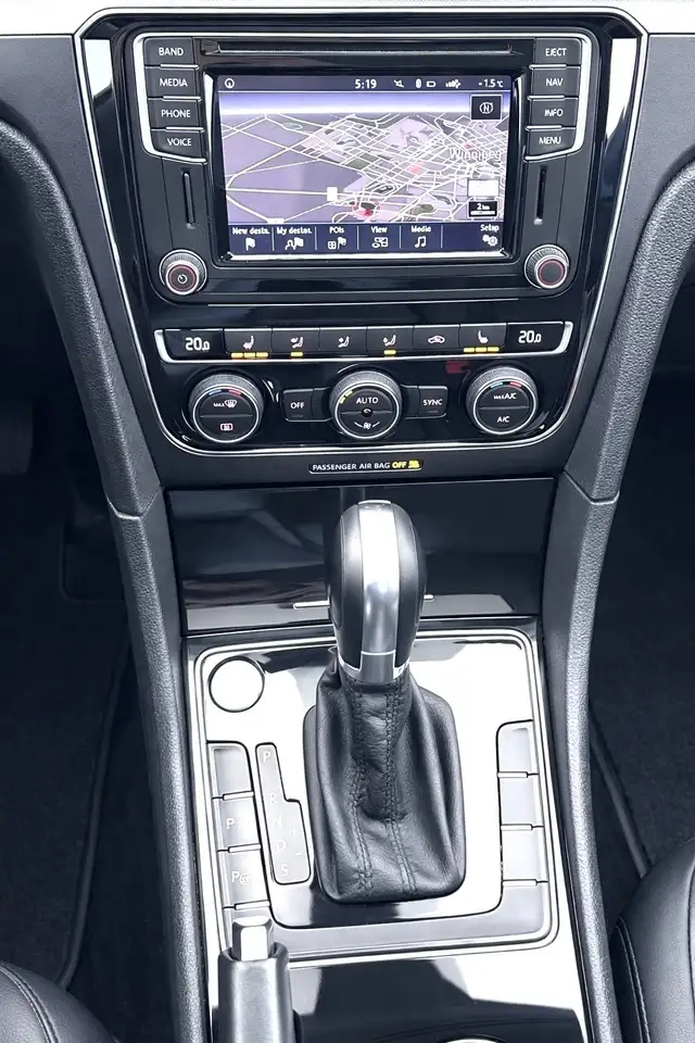 Volkswagen Passat снимка Volkswagen Passat