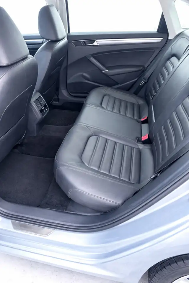 Volkswagen Passat снимка Volkswagen Passat