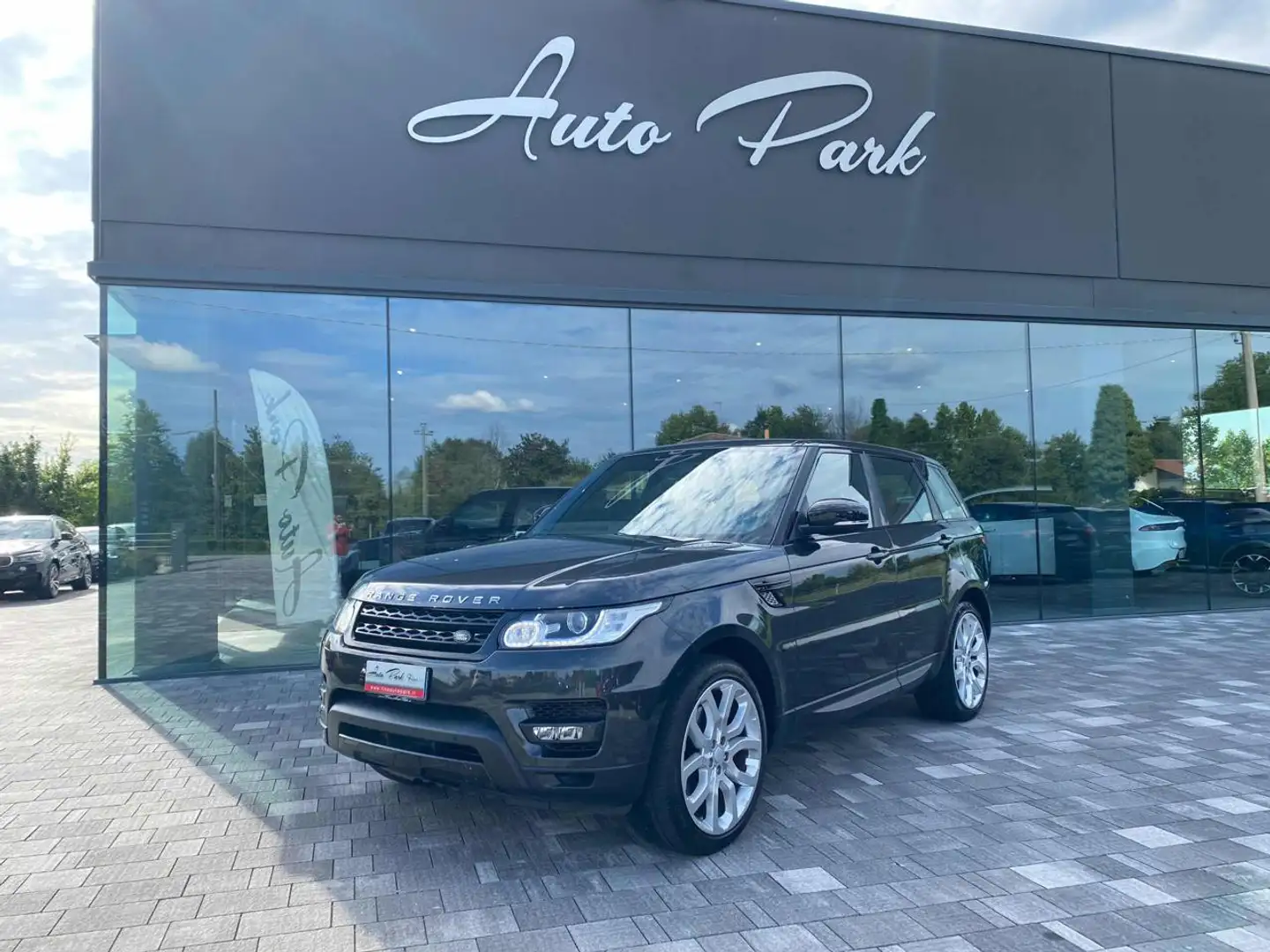 Land Rover Range Rover Sport 3.0 TDV6 HSE Dynamic - Cusc. Diff. Post. da fare Grey - 1