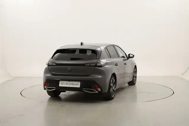 Peugeot 308 view 5