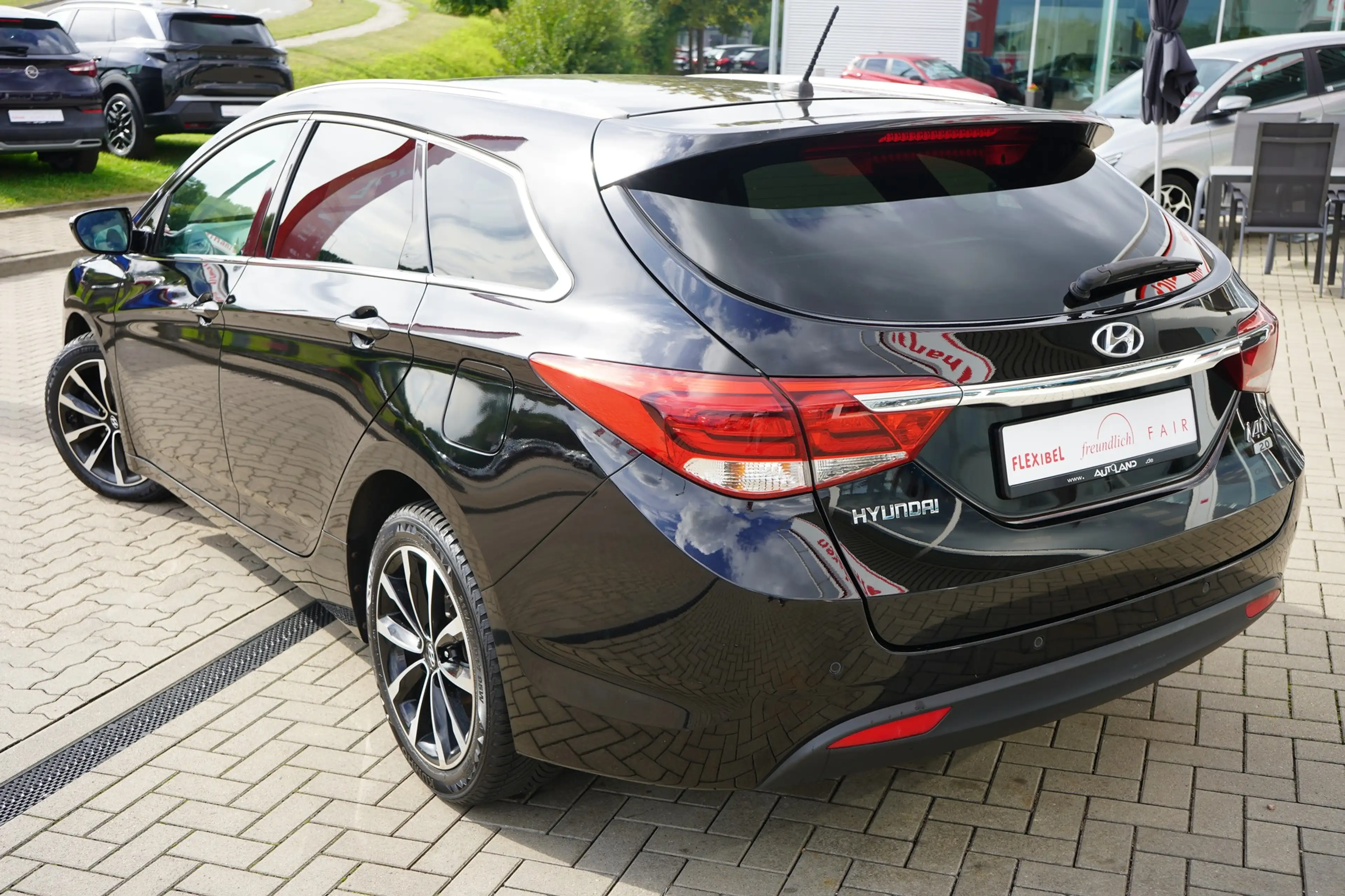 Hyundai i40 Kombi 2.0 T-GDI Premium Tempomat PDC — photo 4