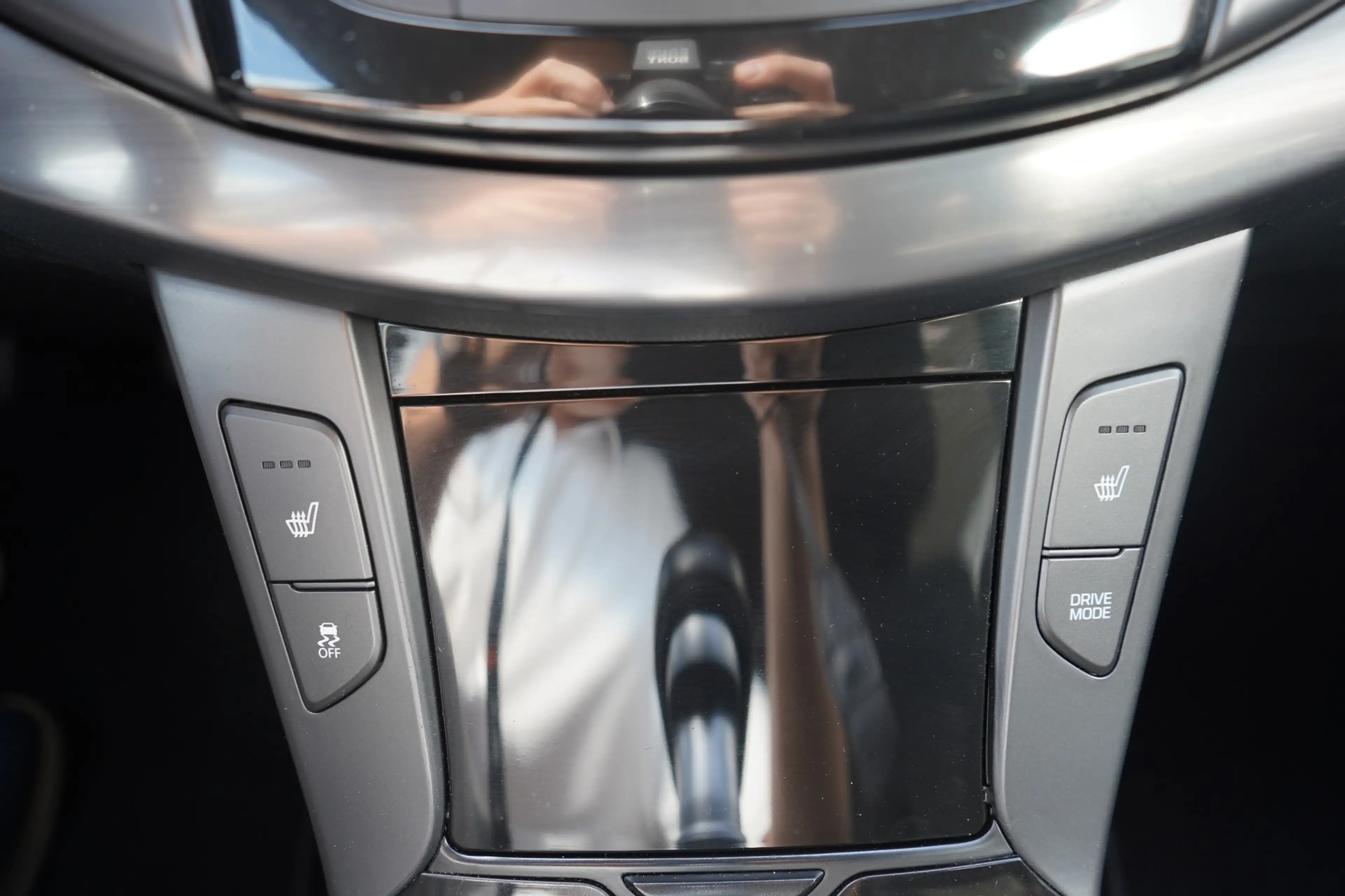 Hyundai i40 Kombi 2.0 T-GDI Premium Tempomat PDC — photo 14