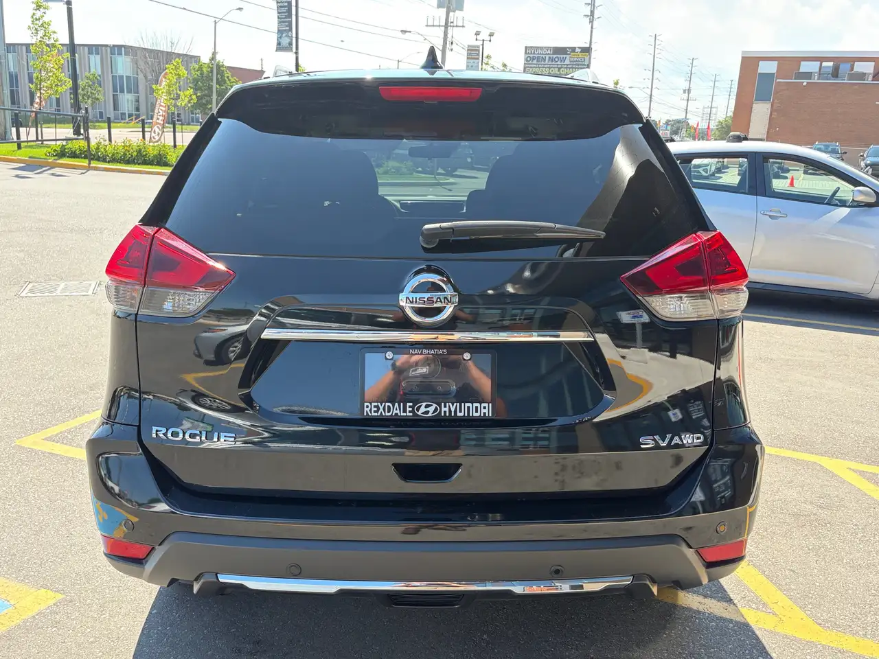 Nissan Rogue снимка Nissan Rogue
