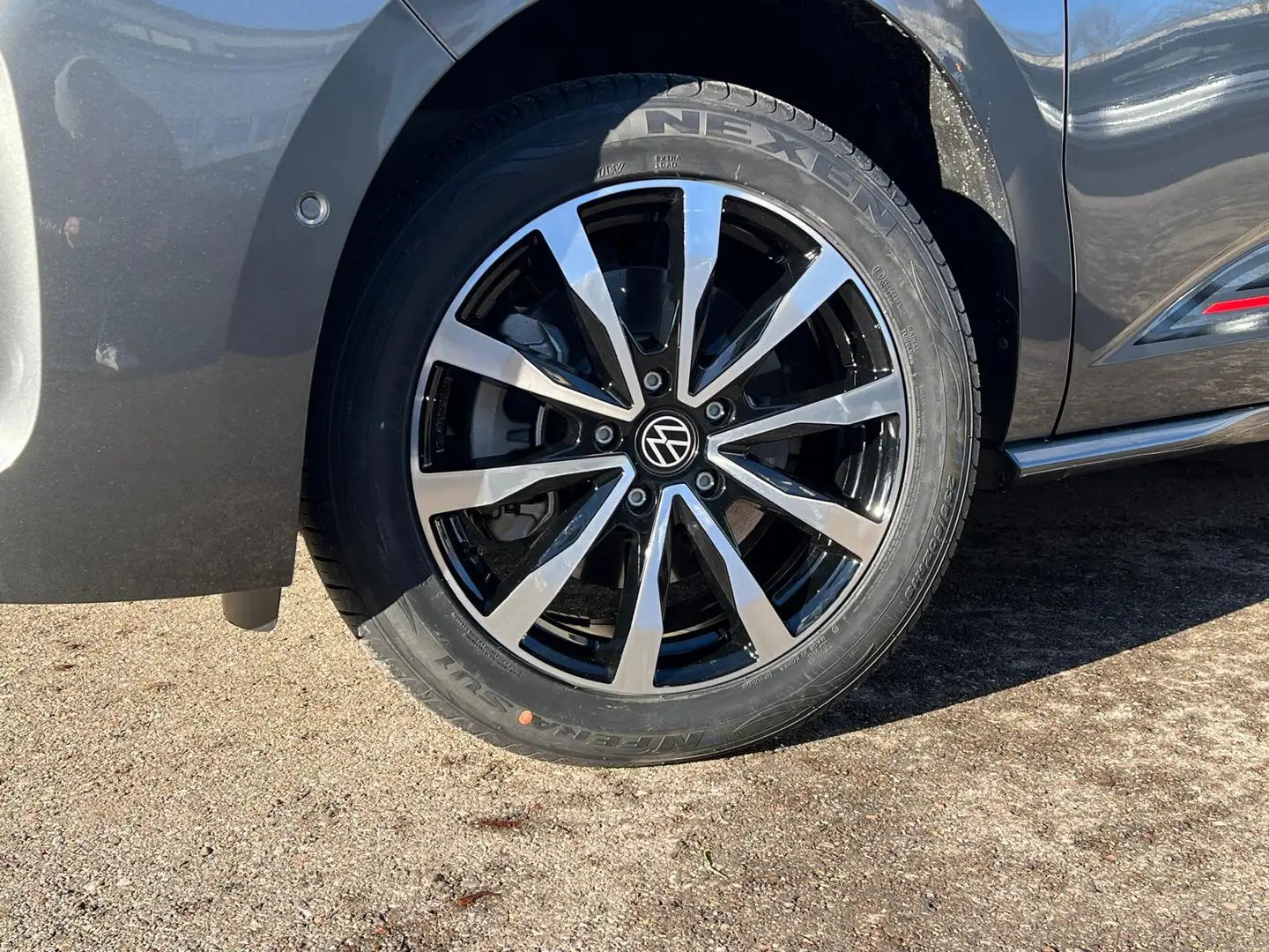 Volkswagen T7 California 2.0 TDI Ocean AHK Sport-Edition Grau - 2