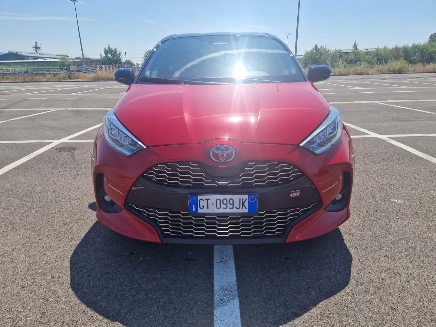 Toyota Yaris Yaris IV 2020 1.5h 130 GR Sport Rosso - 2