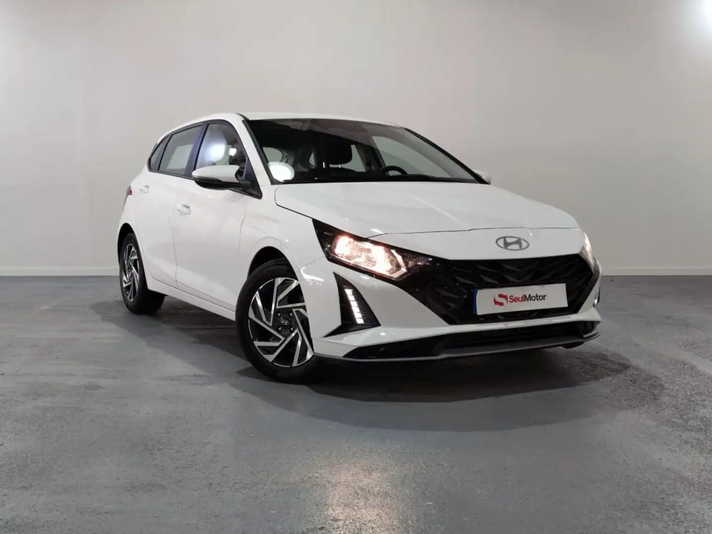 Hyundai i20 1.2 MPI Klass Blanco - 1