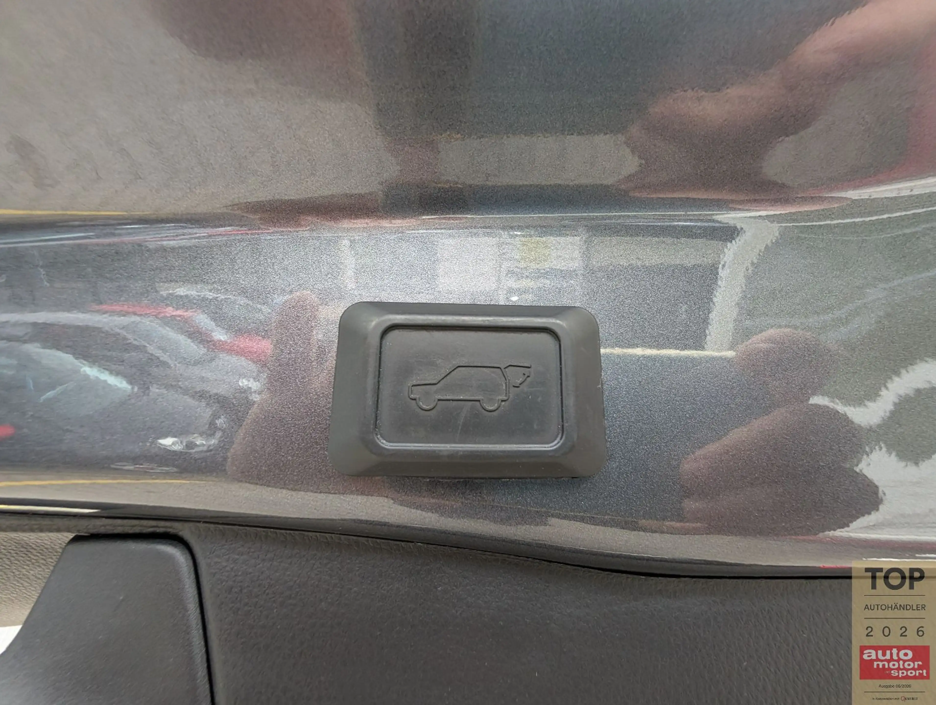 Toyota RAV4 Plug-inHybrid 4x4*ACC*AHK*LED*HUD*SH*Assist — photo 15