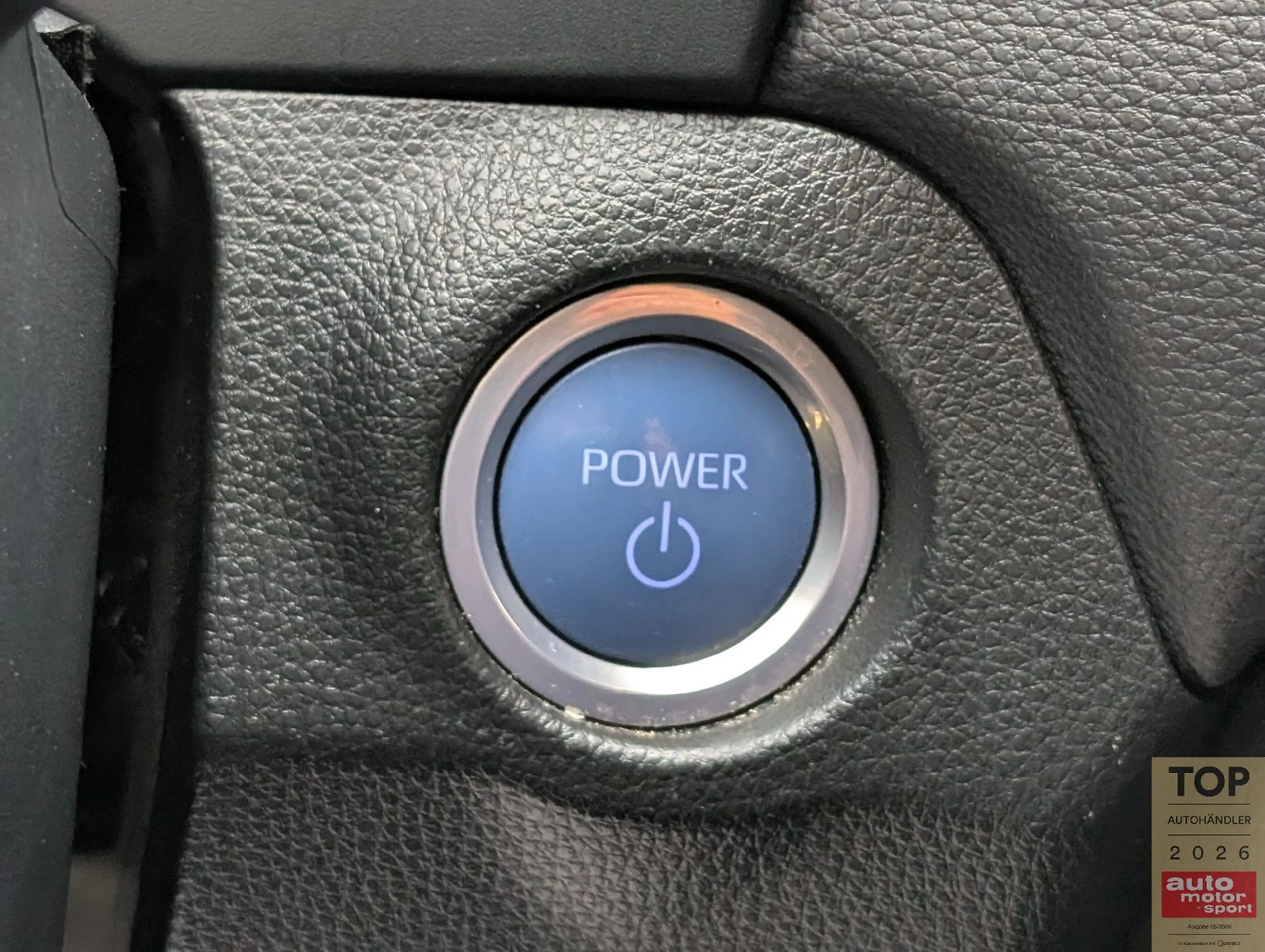 Toyota RAV4 Plug-inHybrid 4x4*ACC*AHK*LED*HUD*SH*Assist — photo 31