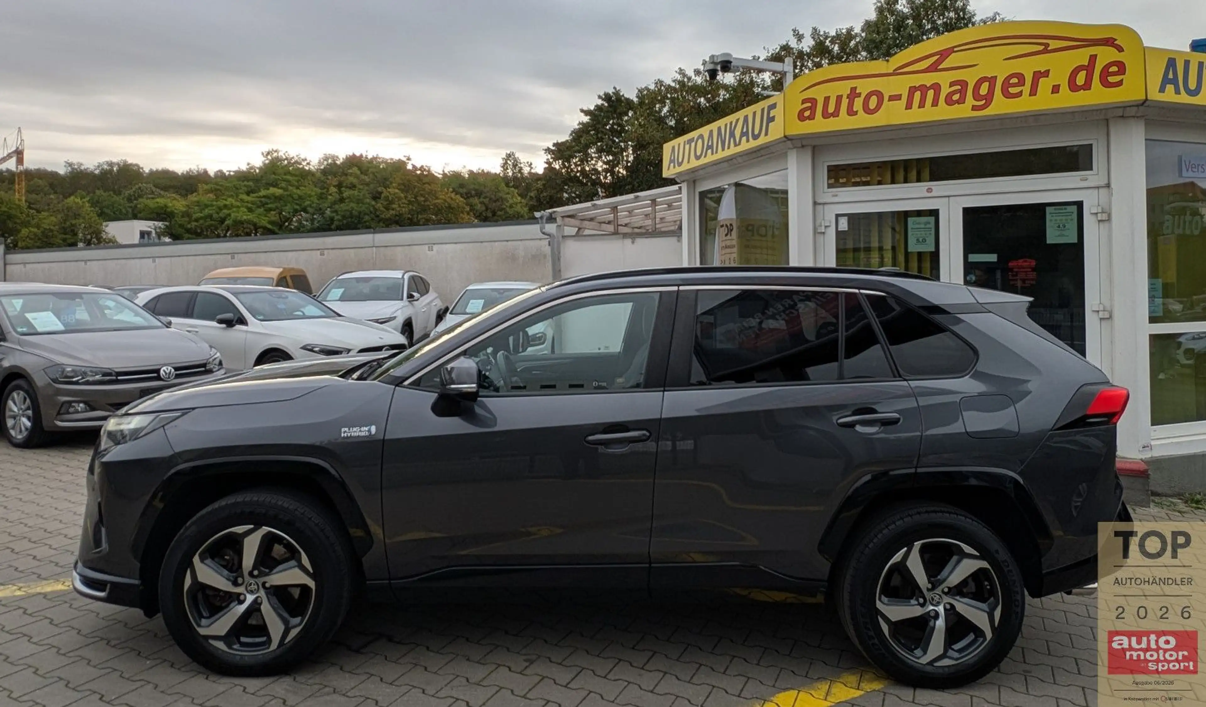 Toyota RAV4 Plug-inHybrid 4x4*ACC*AHK*LED*HUD*SH*Assist — photo 8