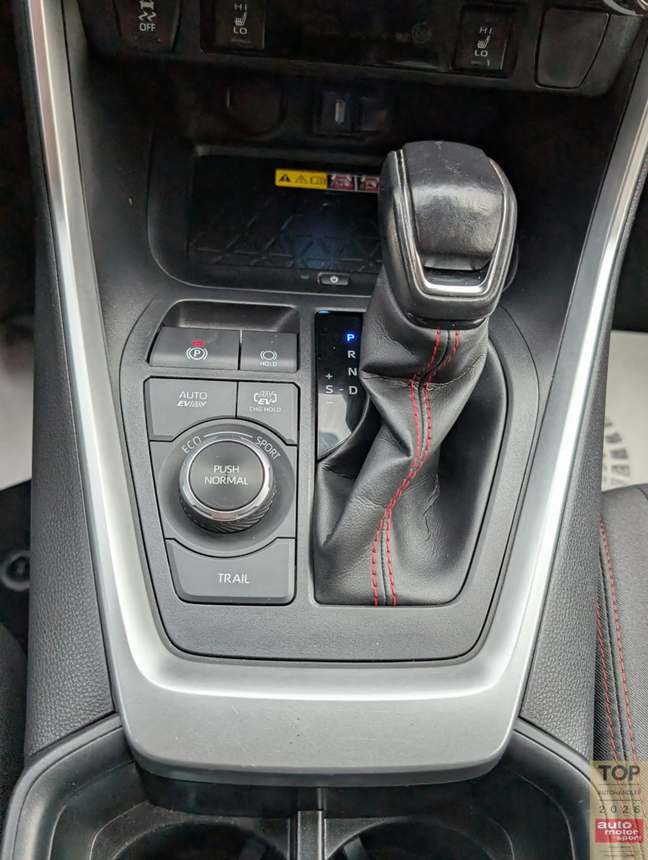 Toyota RAV4 Plug-inHybrid 4x4*ACC*AHK*LED*HUD*SH*Assist — photo 39