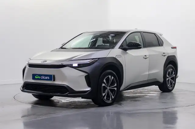 Toyota bZ4X 220E 4X4 Advance