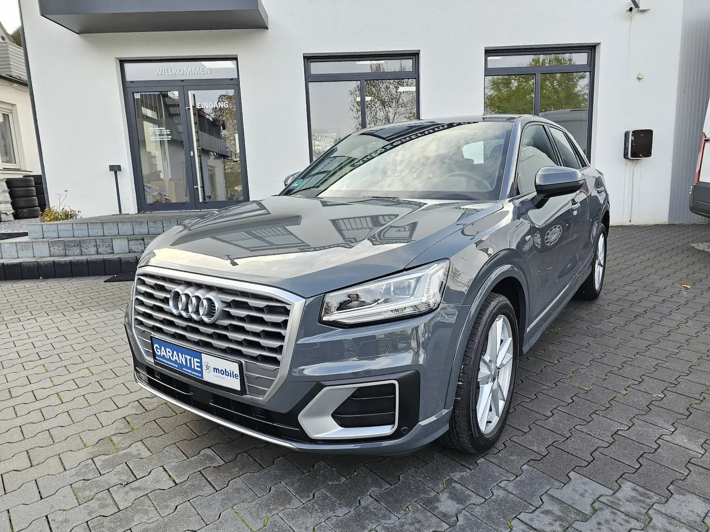 Audi Q2 1.4 TFSI S-Line Sportpaket / Plus Gris - 1