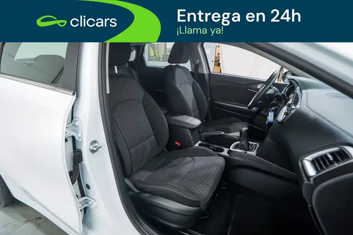 Kia cee'd 2020, foto 16