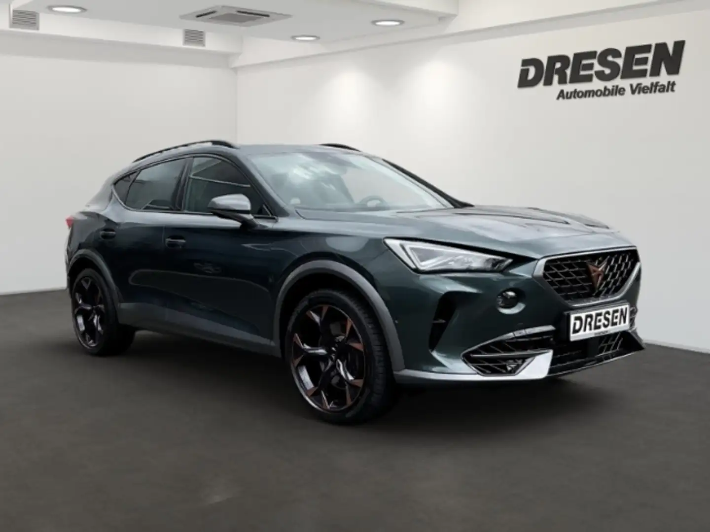 CUPRA Formentor VZ 2.0 TSI 4Drive DSG PANORAMADACH ANHÄNGERKUPPLUN Zelená - 2