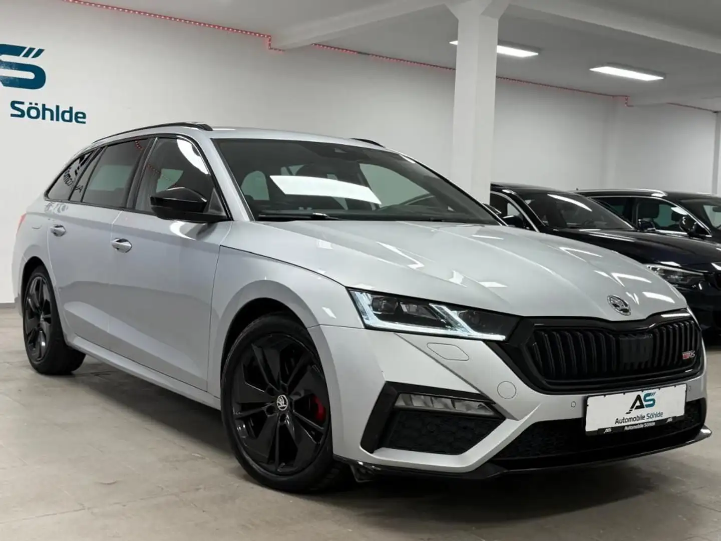Skoda Octavia 2.0 TDi RS Combi DSG Navi/Matrix/Alcanta Argent - 1