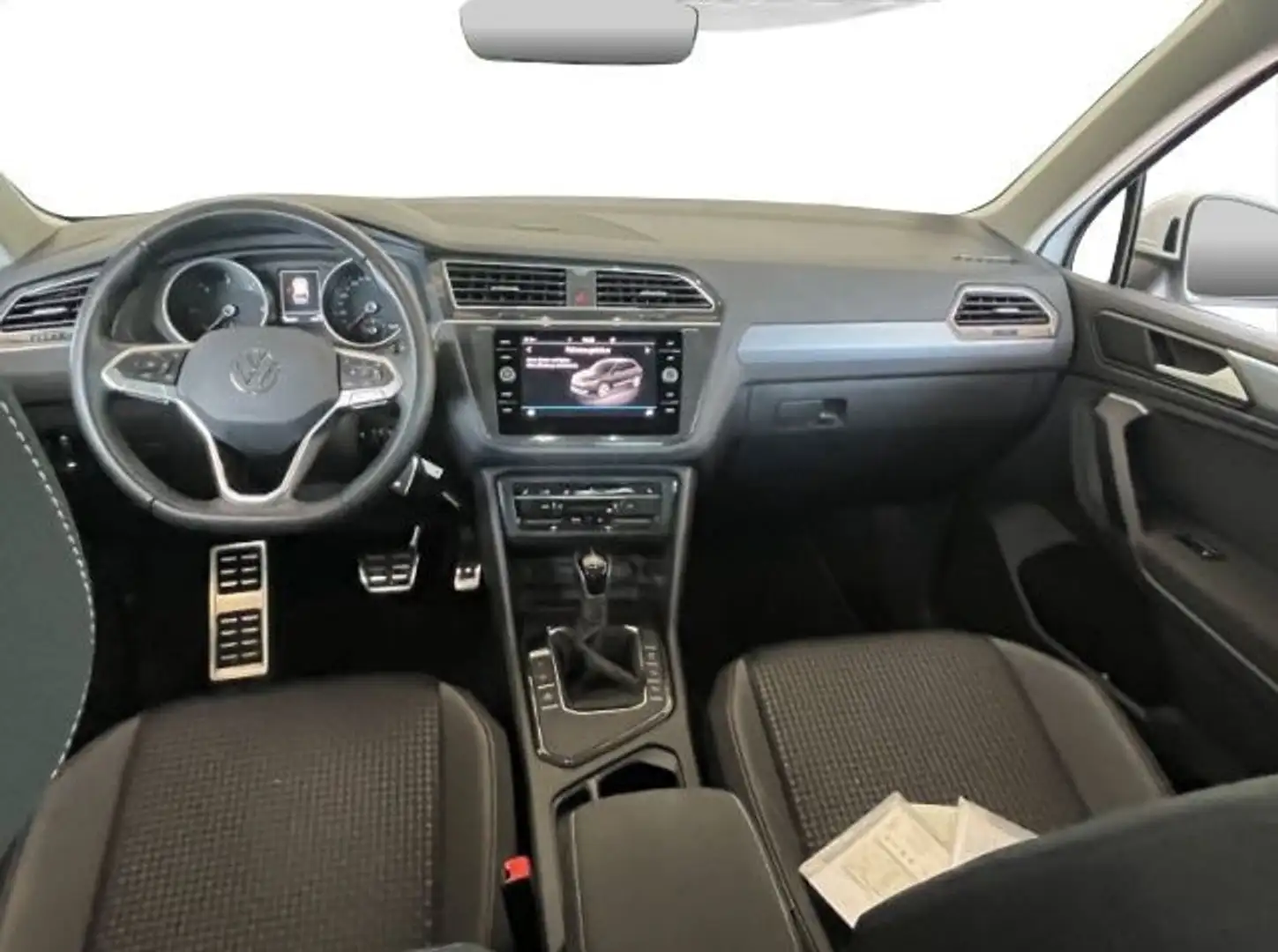 Volkswagen Tiguan 2.0 TDI DSG AHK SHZ Matrix Navi Ambiente Weiß - 2